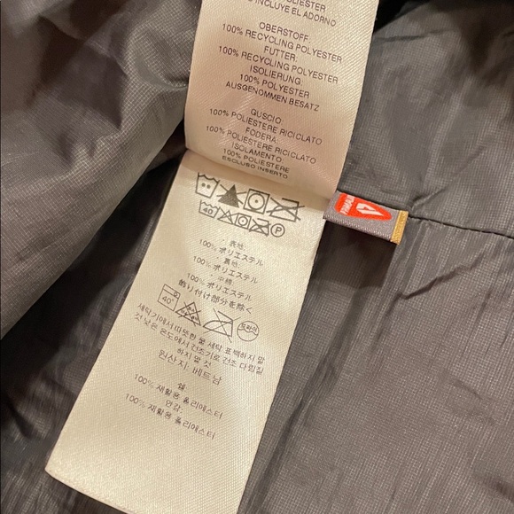 Patagonia Dark Gray Quilted Vest - Picture 5 of 6